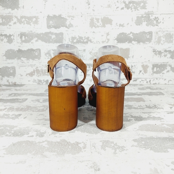 NEW Steve Madden Alabama Platform Brown Suede Wooden Studded Sandals F66 - Picture 5 of 11